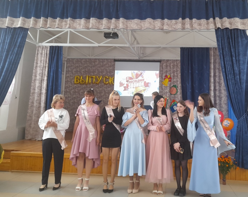 Концерт для наших выпускников.